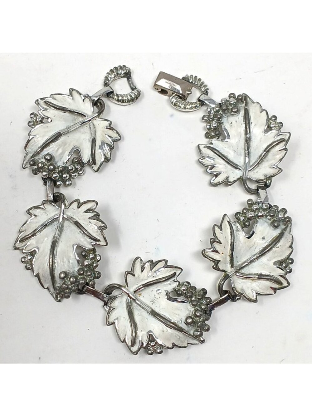 Vintage Silver Leaf Link Bracelet With Grape Cluster Detailing Signed SAC 7 Inch